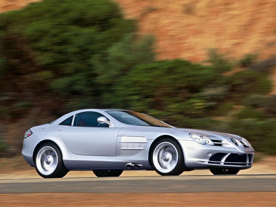  Mercedes-Benz SLR McLaren 2003 года  (фото 291 из 319)